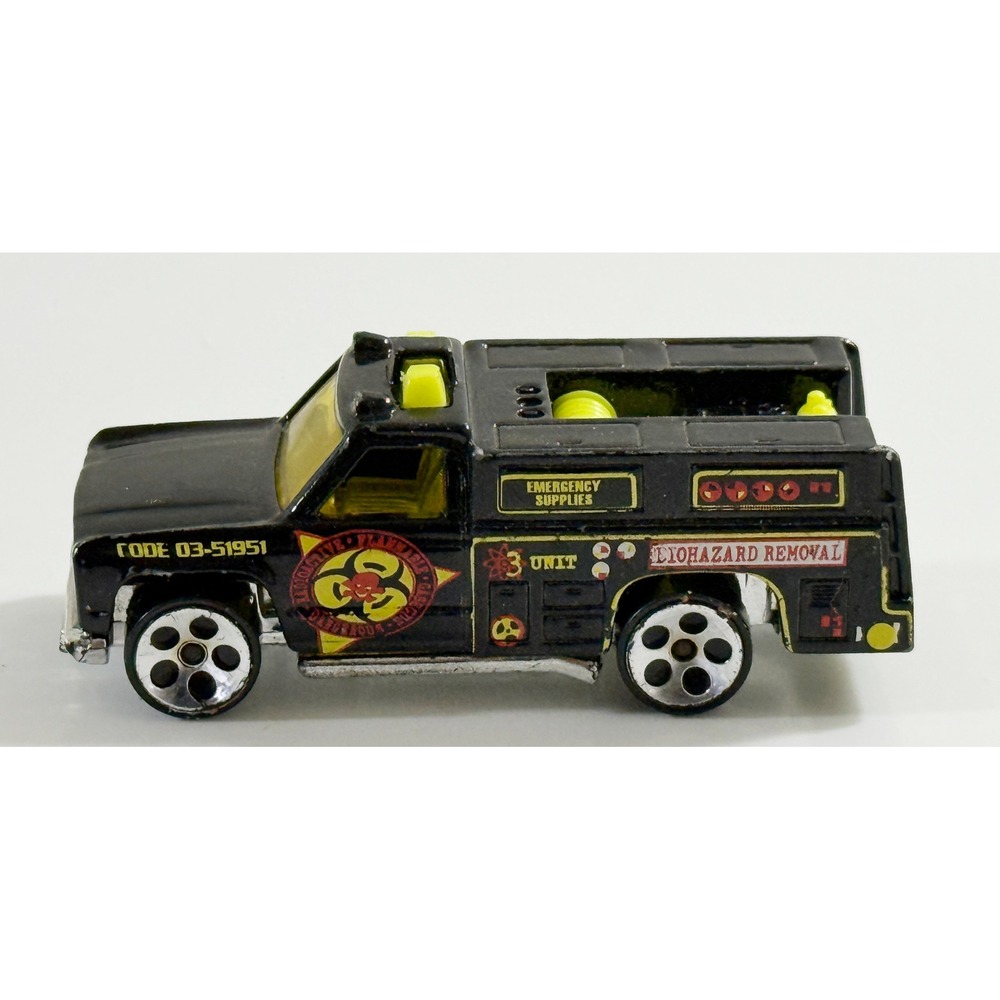 Hot Wheels Biohazard Removal Truck Kids 1:64 Black‎ Emergency Unit 3 1974 Base